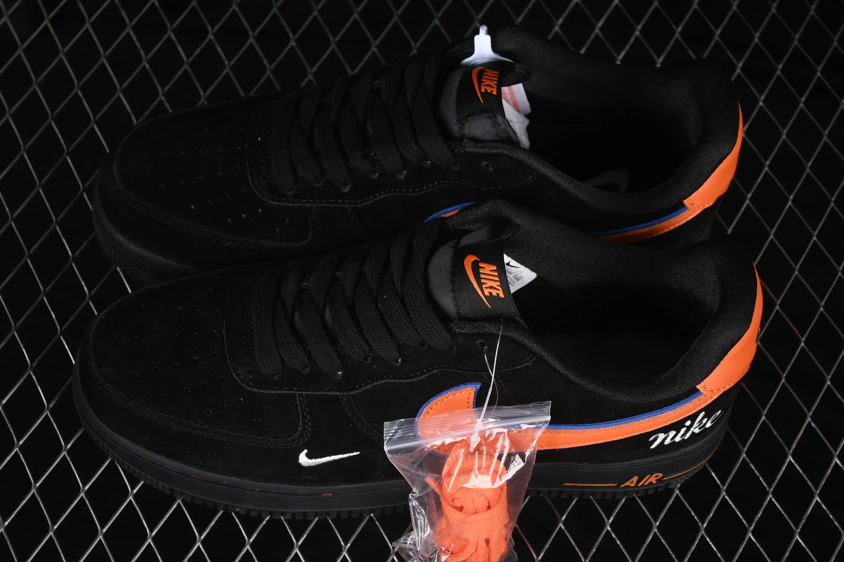 All categories Nk Air Force 1 Air Force series Nk Air Force 1 Low Air Force low-top Nike Air Force 1'07 Low black suede orange hook Air Force 1 low-top casual sneakers FV3694-109